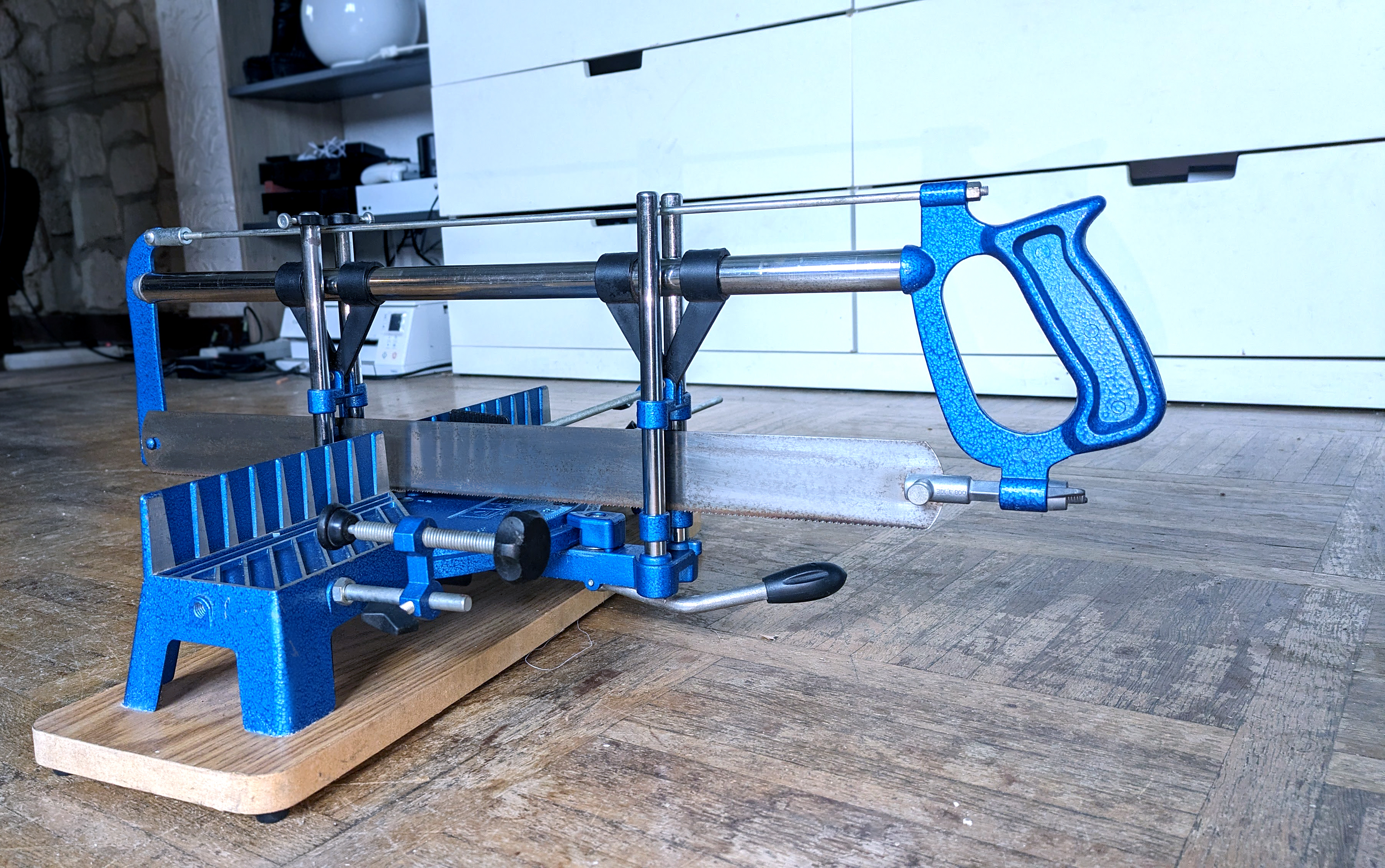 Scie � onglet 40 Montdidier (80)