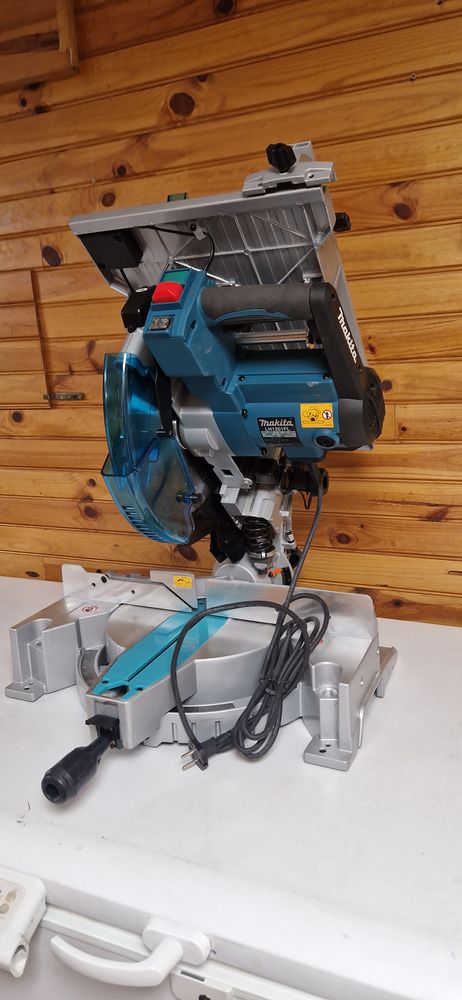 Scie � onglets MAKITA LH1201FL - NEUVE - 480 Mitry-Mory (77)