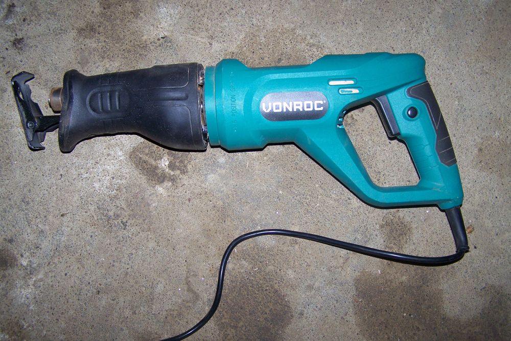 scie sabre 30 Le Fief-Sauvin (49)