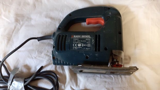 Scie sauteuse Black Deker 15 Al�s (30)