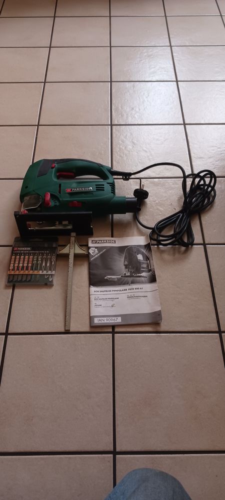 SCIE SAUTEUSE PENDULAIRE PSTD 800 A1. 30 Fr�vent (62)