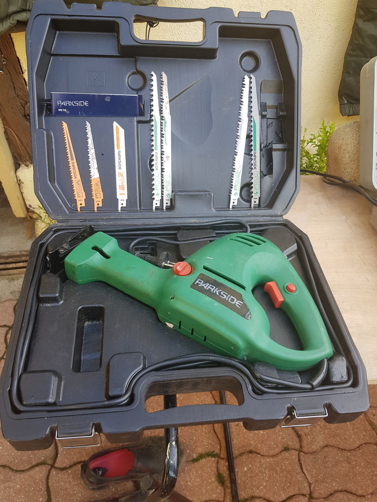 Scie sauteuse 40 Ch�teau-Renard (45)