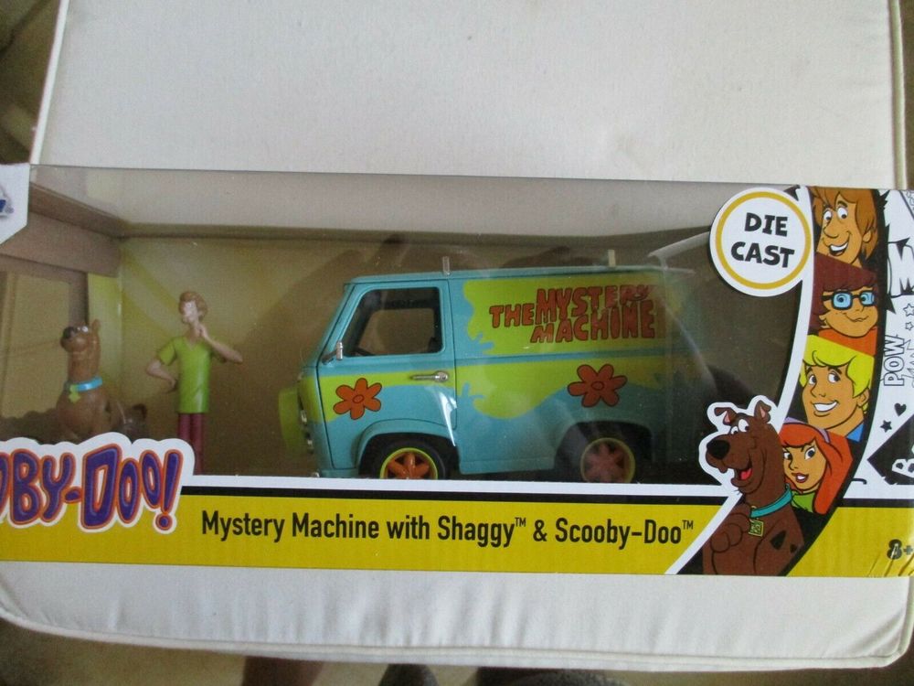 Scooby-Doo Mystery Machine 1:24 V�hicule moul� sous pression 38 Coudekerque-Branche (59)