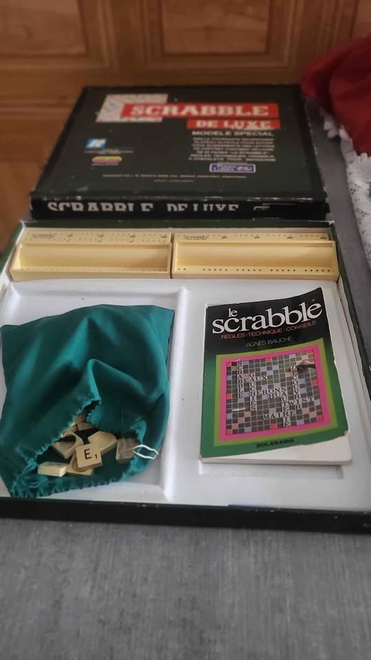 scrabble de luxe 35 Montlu�on (03)