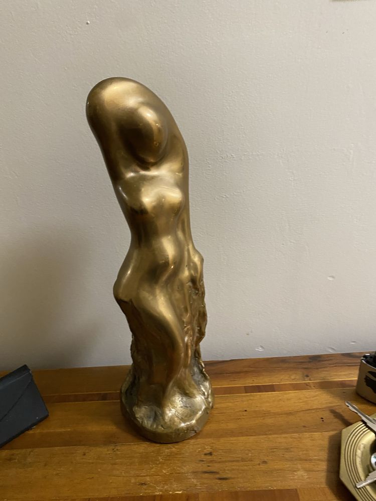 sculptura Tanari bronze 1200 Saint-Rapha�l (83)