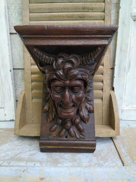 Sculpture Applique Corbeau Bois Sculpt� T�te Diable XIX�me
250 Loches (37)