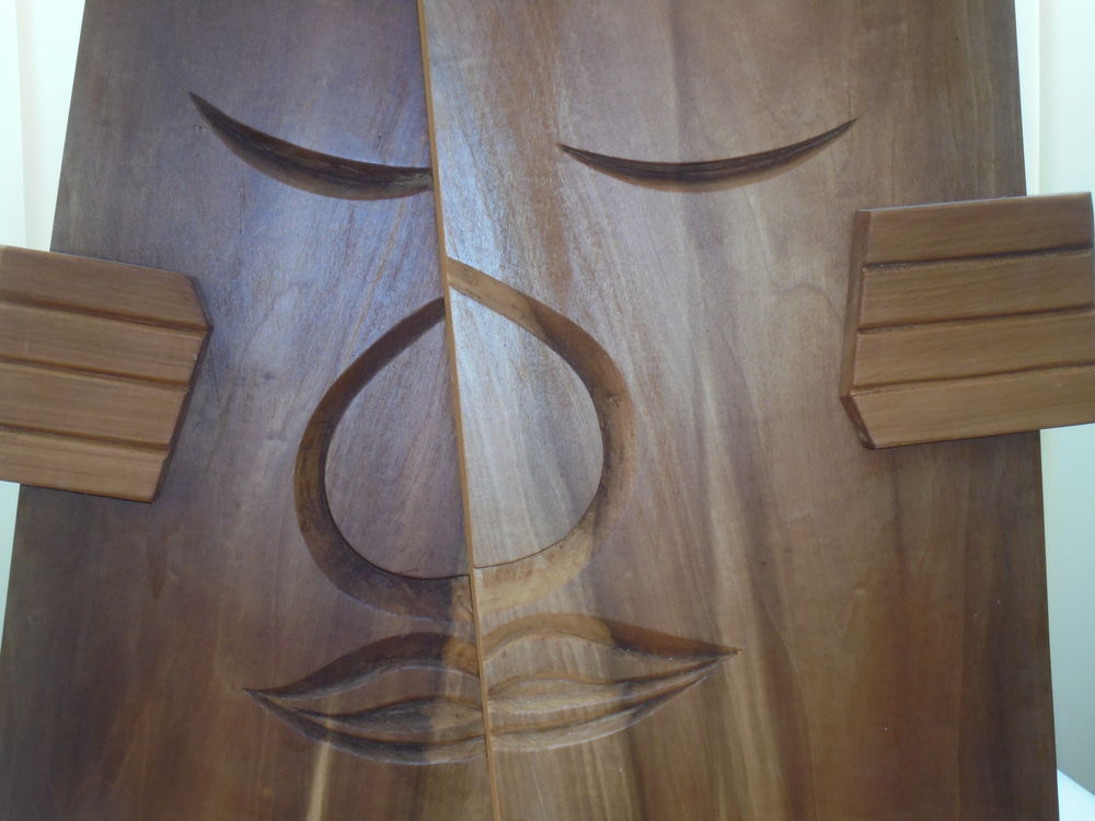 Sculpture bois (Ht :54 cm ;L :51 cm ; l:10 cm ) 30 Le Thillot (88)