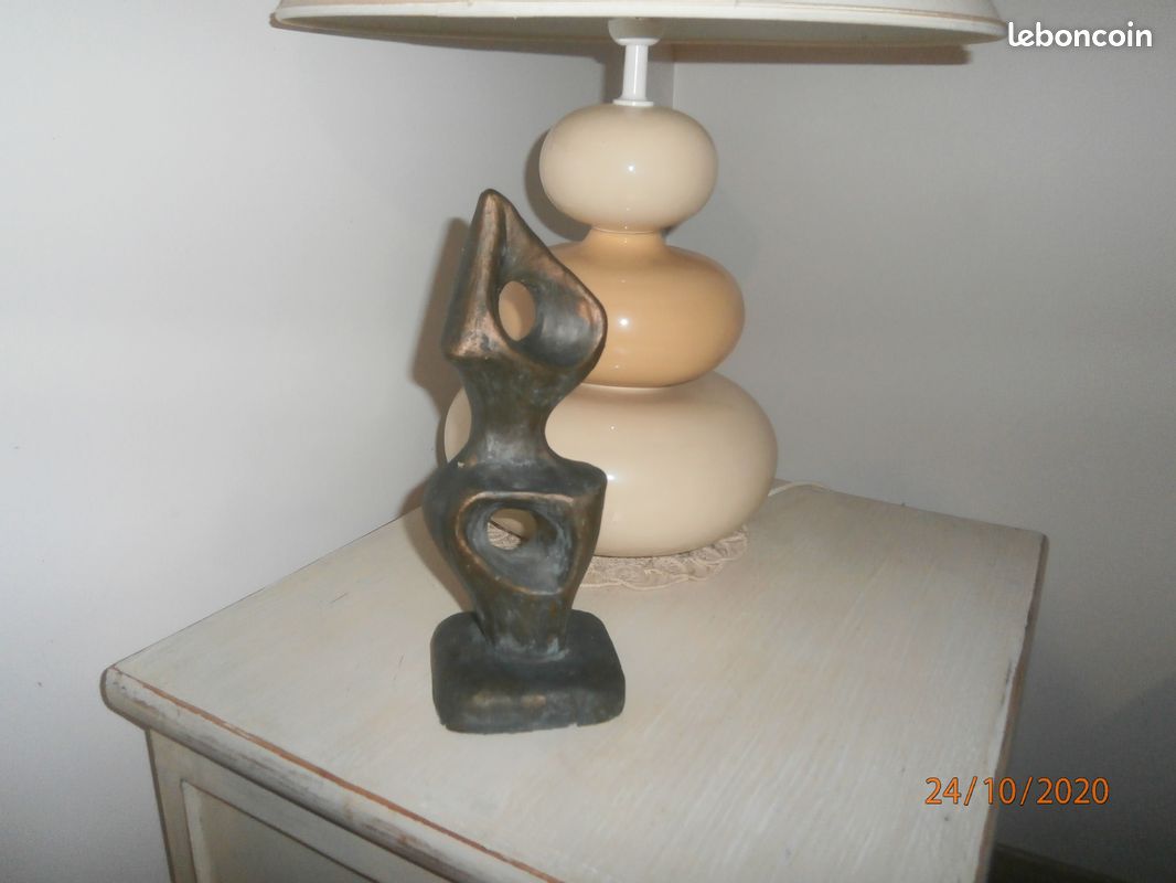 Sculpture contemporaine en terre cuite TBE 40 �pernon (28)