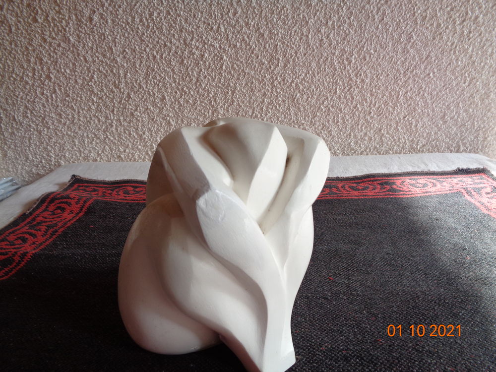 SCULPTURE ORIGINALE SIGNEE   TORES 96   120 L'Isle-Jourdain (32)