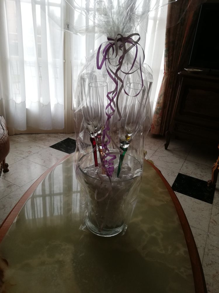 Seau � champagne avec coupes 0 Bavinchove (59)