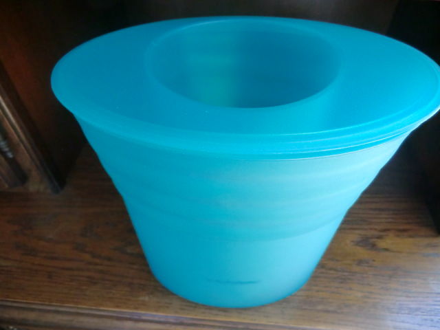Seau à Glace Tupperware Pour Champagne/bouteilles - Occasion, état Correct