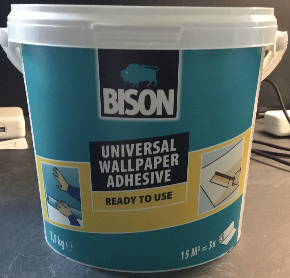 Seau de colle � tapisser liquide 9 Zuytpeene (59)