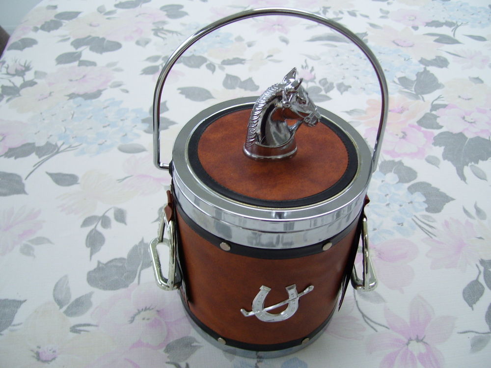 Seau � Gla�ons vintage ann�es 70 Th�me cheval 25 Estr�es-Saint-Denis (60)