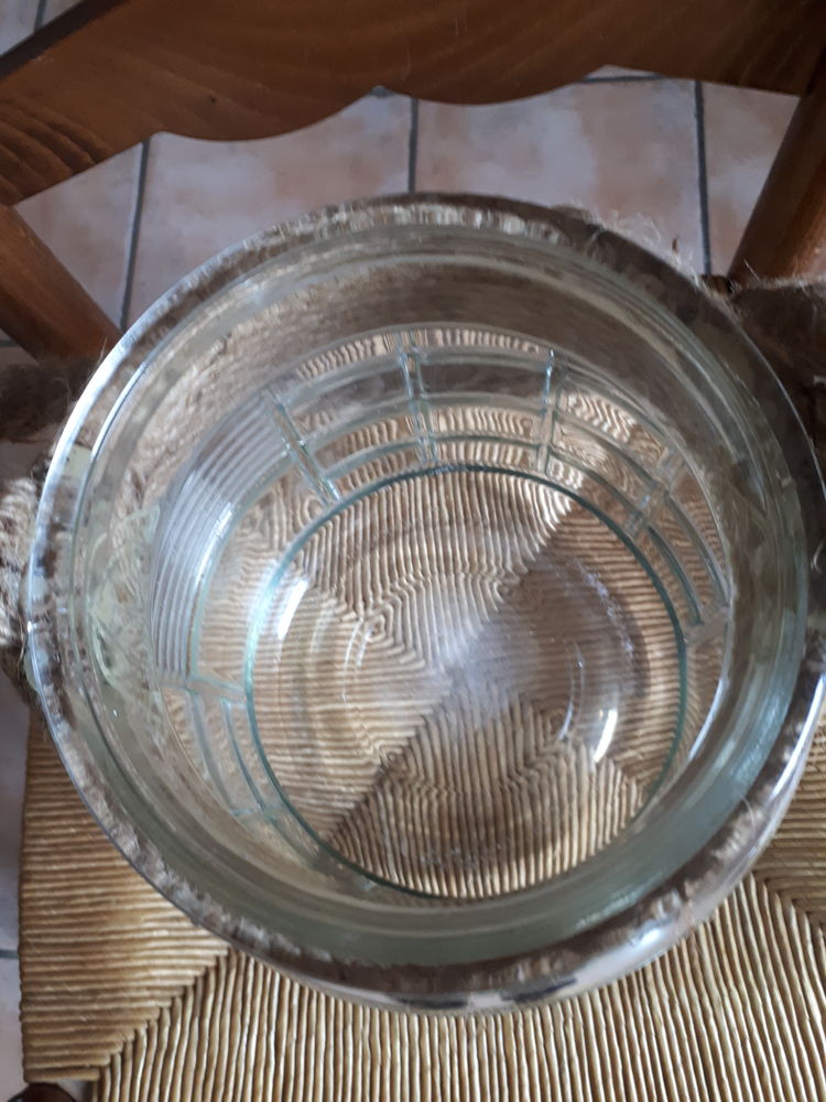 Seau en verre 17 Miniac-Morvan (35)