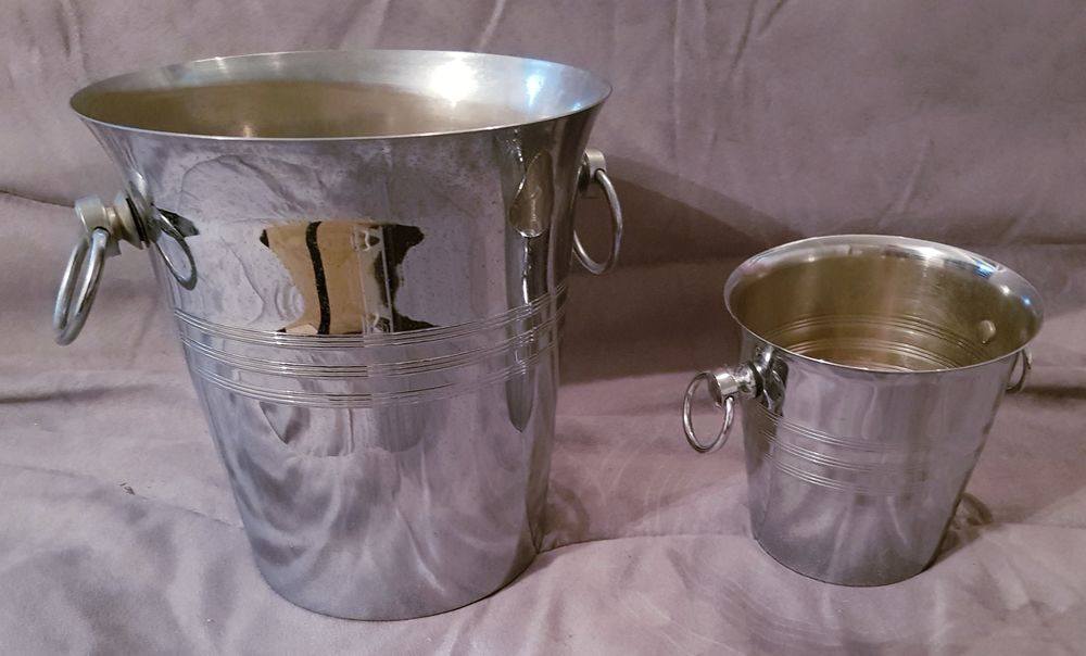 2 Seaux � Champagne (ou autres boissons) et gla�ons en bon 9 �tampes (91)
