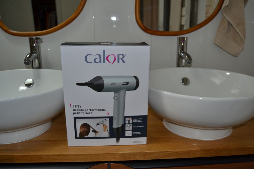 s�che-cheveux CALOR (Tiny) 40 Brizambourg (17)