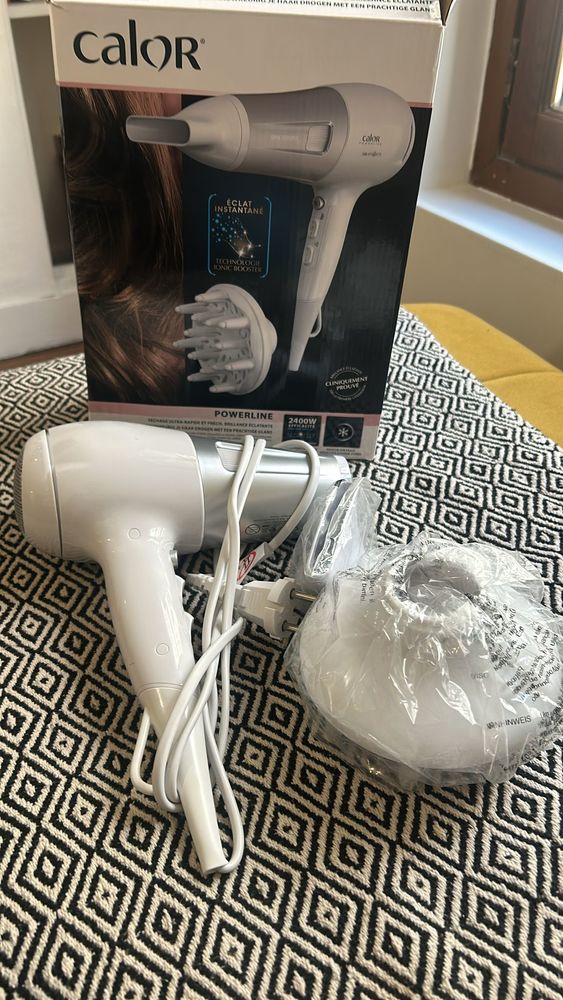 S�che-cheveux CALOR 30 Paris 11 (75)