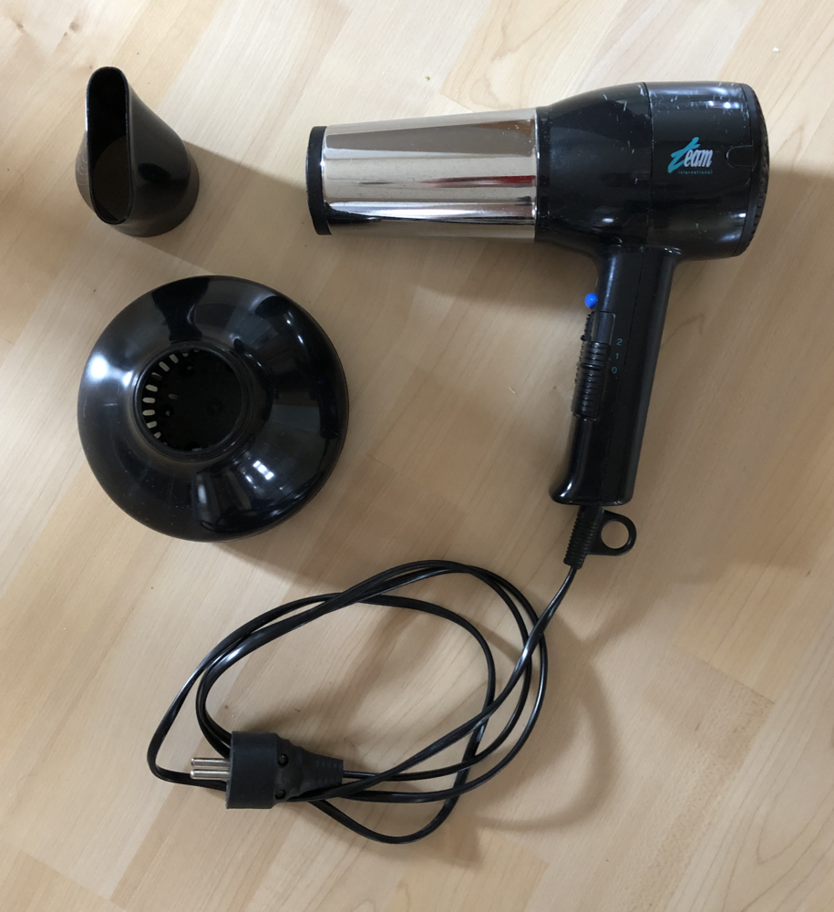 S�che-cheveux noir 10 Dracy-le-Fort (71)