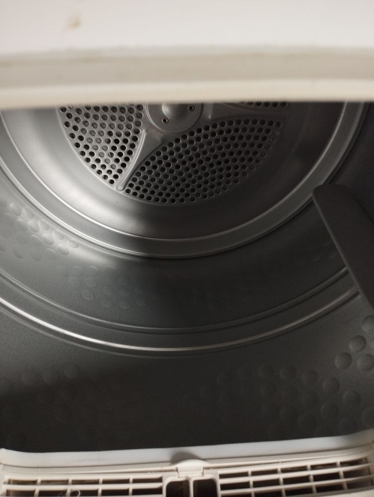 S�che linge candy 220 Lallaing (59)