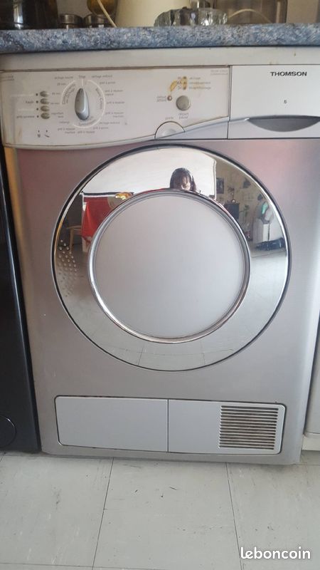 S�che linge Thomson, pas de livraison a venir chercher .
150 Grasse (06)