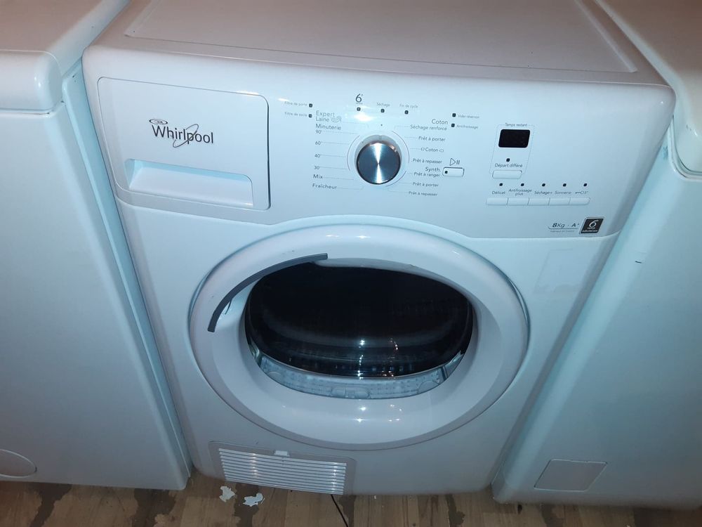 s�che linge Whirpool 8kg a condensation 130 Vic-sur-Aisne (02)