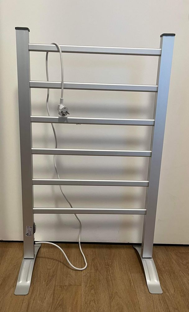 S�che serviette sur pied 20 Orly (94)