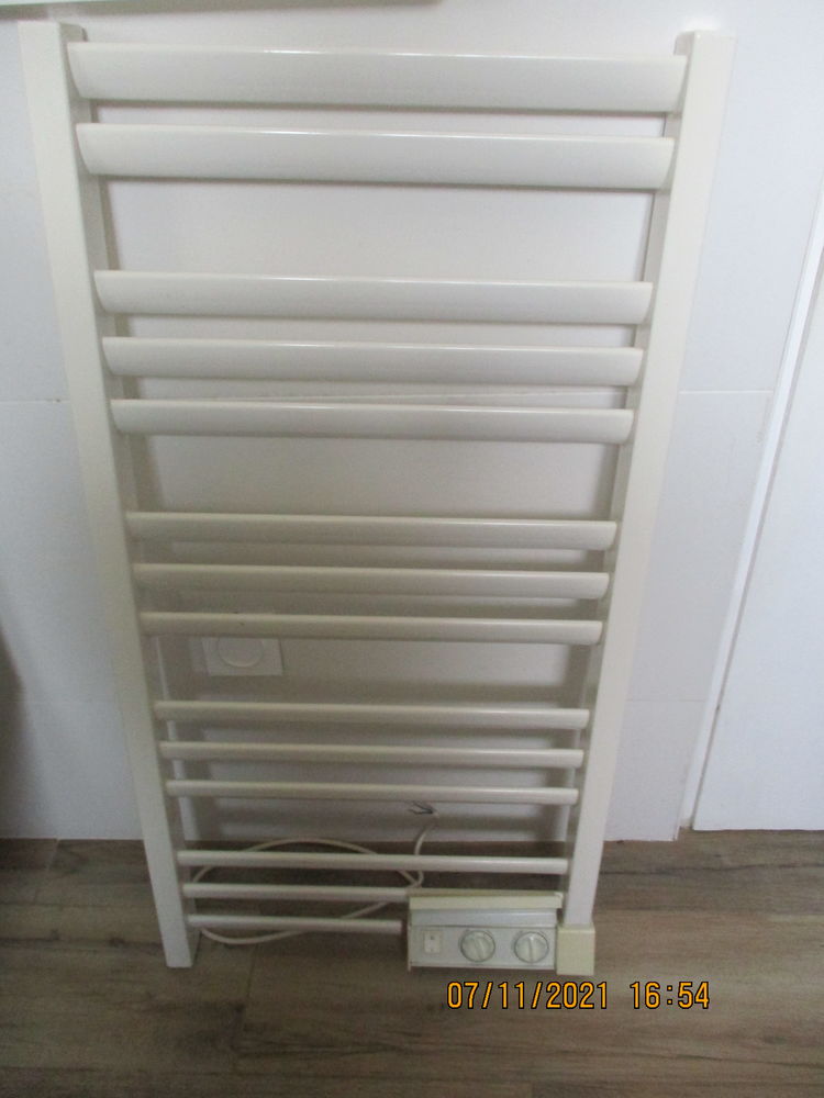 s�che serviette 50 Les Essarts (85)