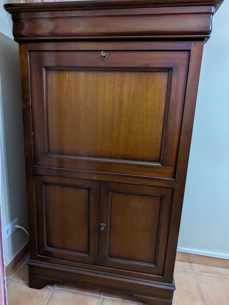 Secr�taire �  abattant en merisier style Louis Philippe 250 Lorgues (83)