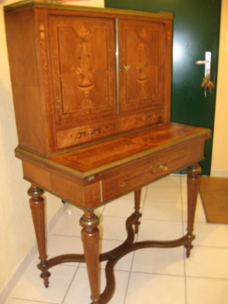 secr�taire bonheur du jour 19�me 650 Arth�s (81)