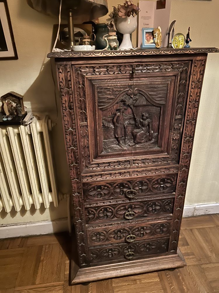 Secr�taire breton magnifique 100 Bron (69)