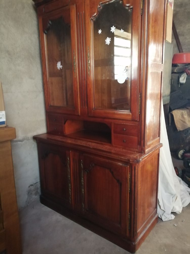 Secr�taire, buffet 300 Heyrieux (38)