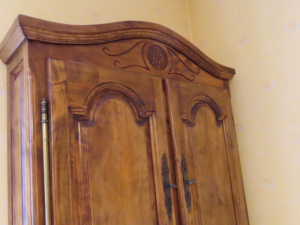 Secr�taire ch�ne 300 Verdun-sur-le-Doubs (71)