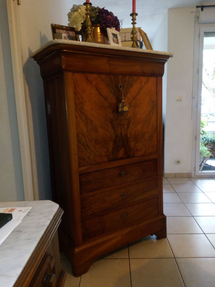 Secr�taire Louis Philippe 600 Toulouse (31)