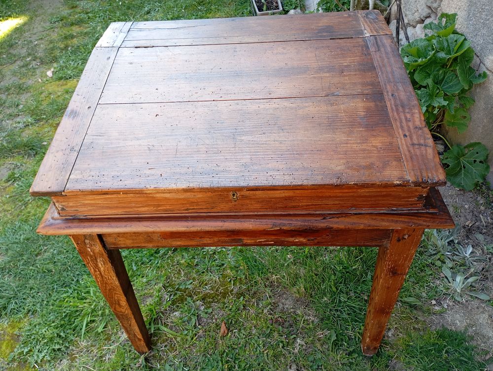 Secr�taire original en pin teint� 35 Sousceyrac (46)