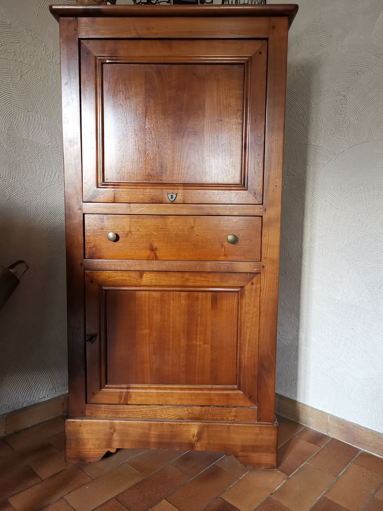 Secr�taire 0 Berville (95)