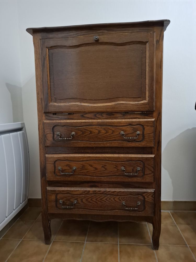 Secr�taire 80 Royan (17)