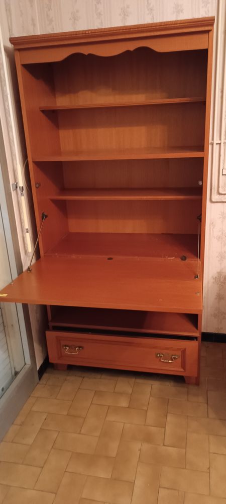  Secr�taire 45 Montussan (33)