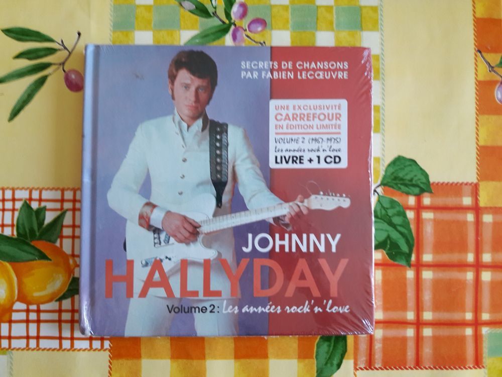 VOL N�2 SECRETS de CHANSON ann�e 1967-1975 JOHNNY HALLYDAY 23 Rodez (12)