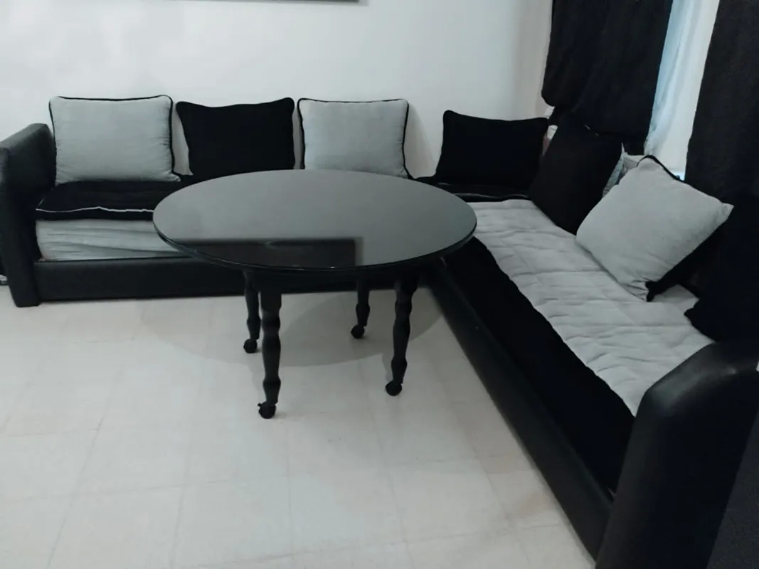 sedari noir et gris Faire offre 1 La Plaine St Denis (93)