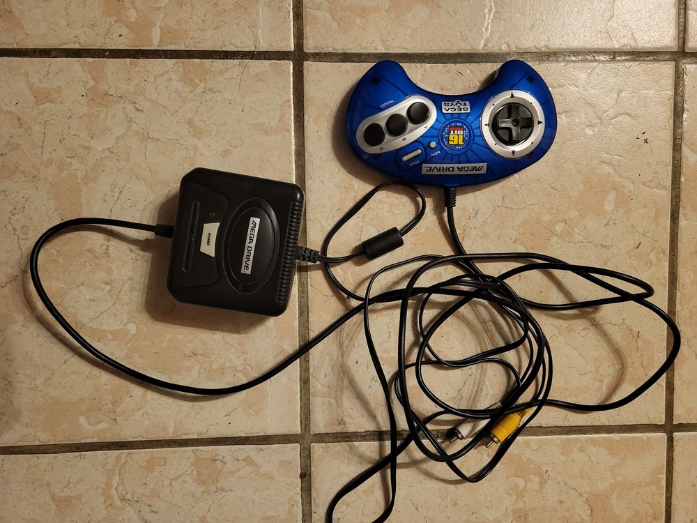 Sega m�ga drive 16bits 10 Montier-en-Der (52)