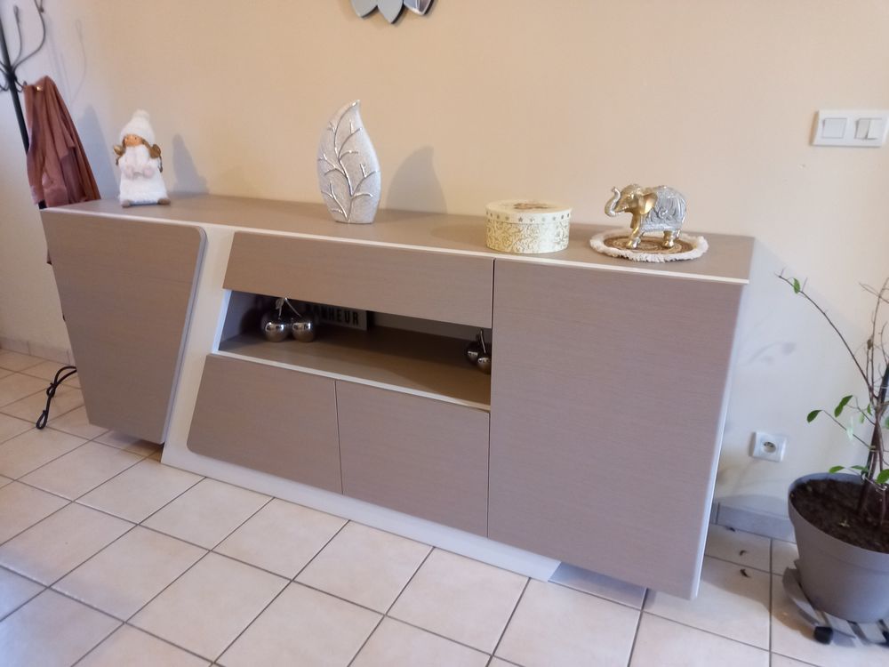 S�jour complet contemporain
2900 Chailland (53)