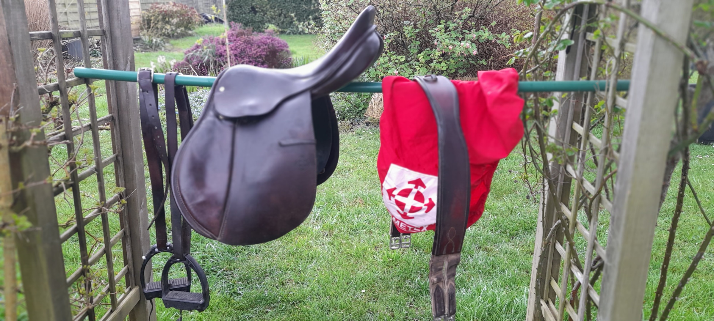 selle �quitation mixte 270 Agon-Coutainville (50)