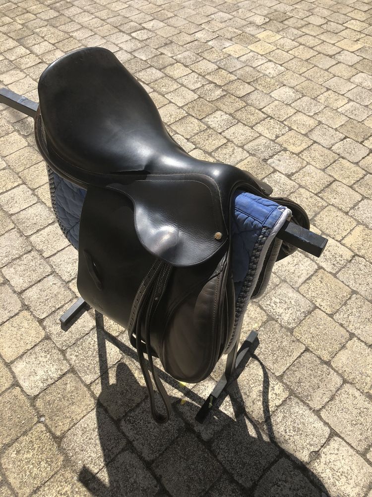 Selle d'�quitation 400 Les Mureaux (78)