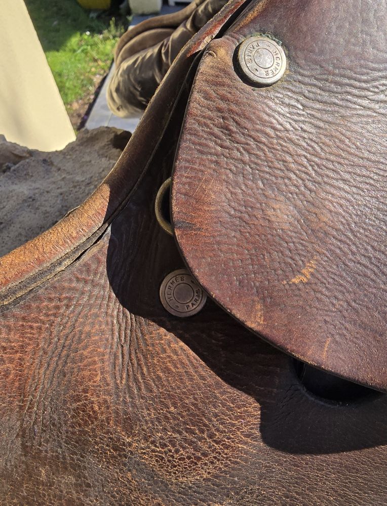 2 selles dont 1 Herm�s 450 Bordeaux (33)