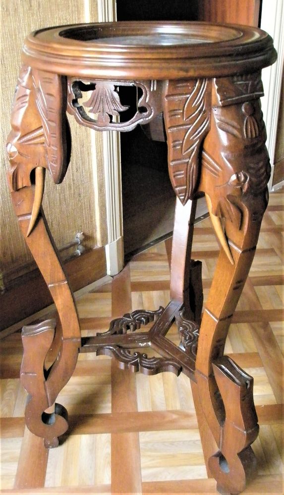 Sellette Art d�co pi�tement t�tes d'�l�phants 90 Saint-Pantal�on-de-Larche (19)