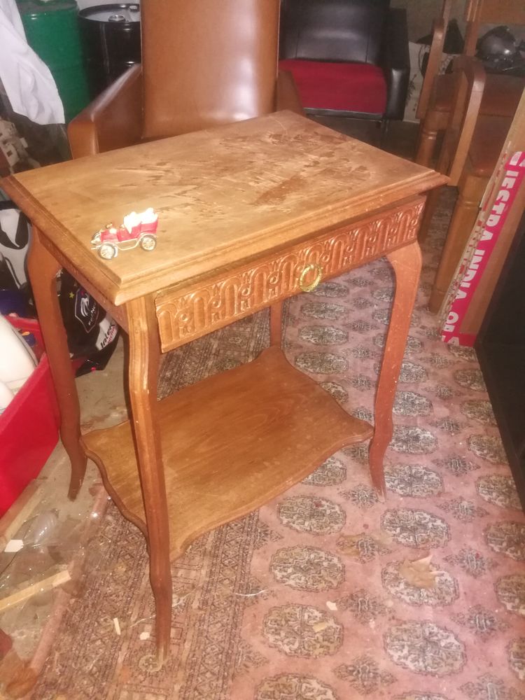 Sellette en noyer 15 Le Creusot (71)