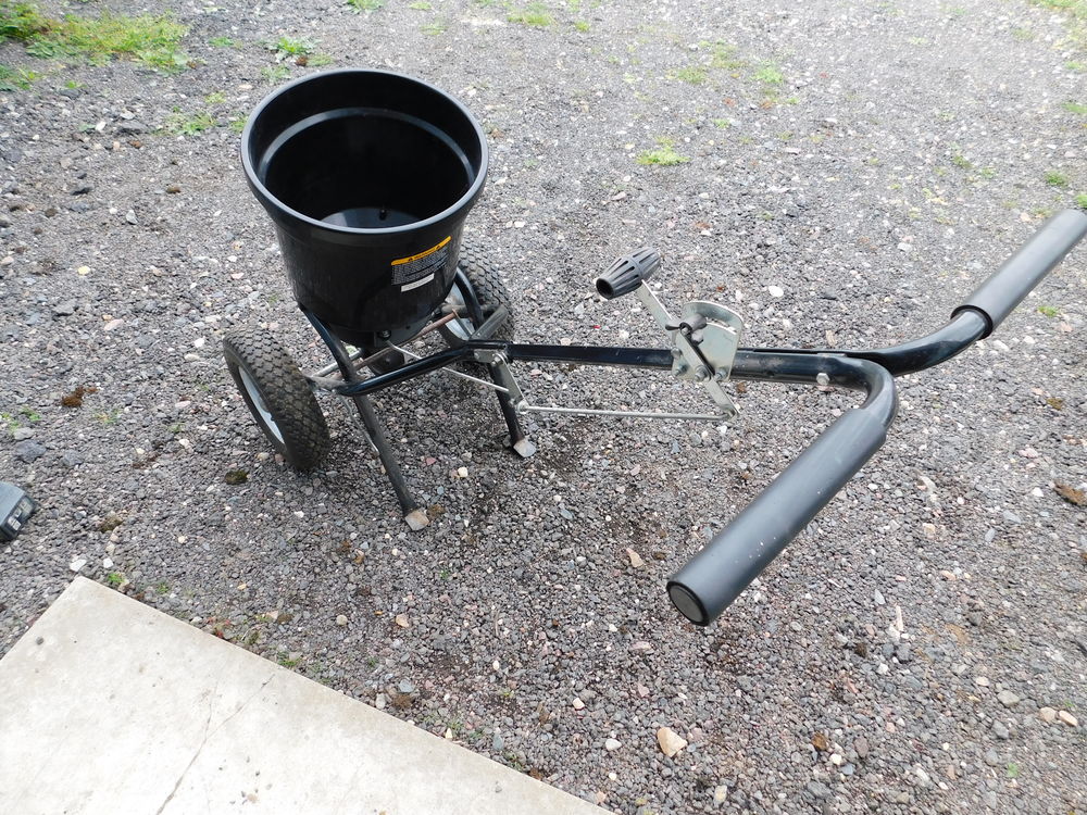 semoir 35 Saint-Manvieu-Norrey (14)