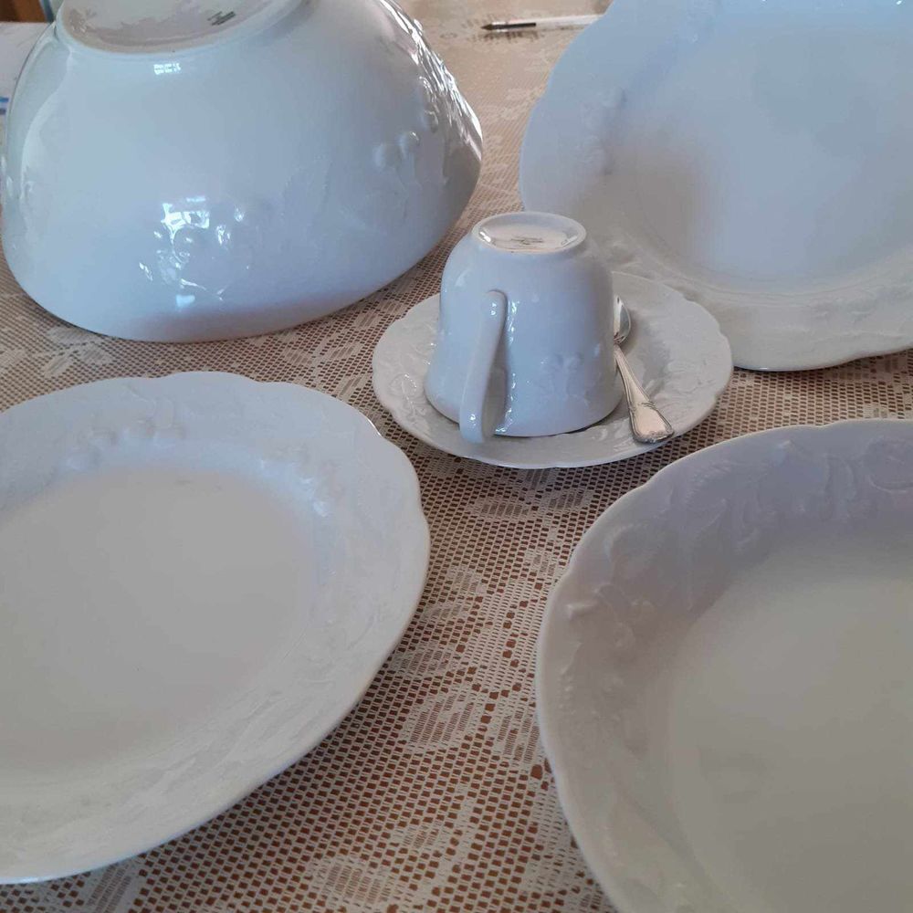 sercice de table en procelaine de France en tr�s bon �tat 90 Saint-Hilaire-de-Riez (85)
