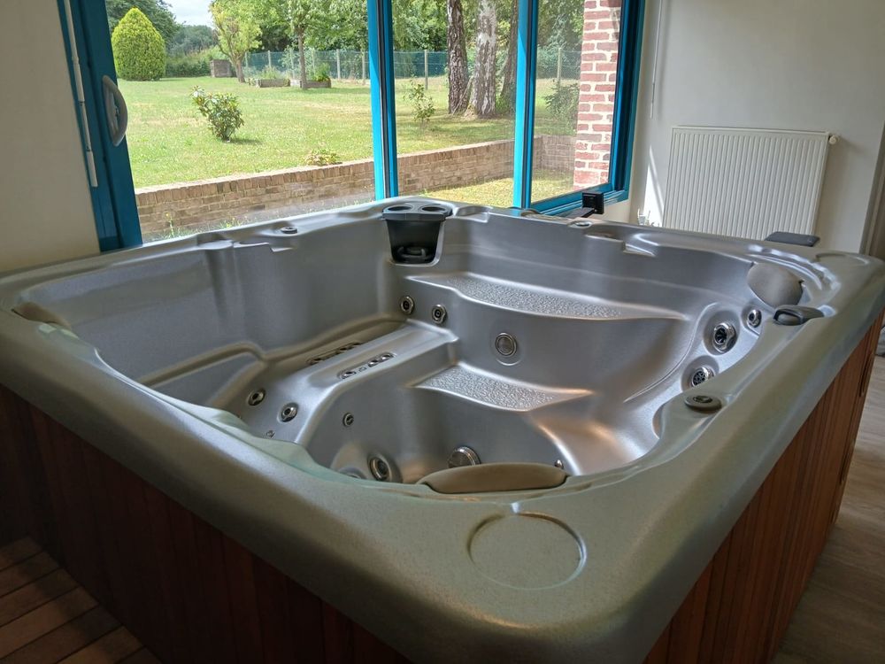 SPA Serenity Clair Azur S50 Prestige
3500 Plessis-de-Roye (60)