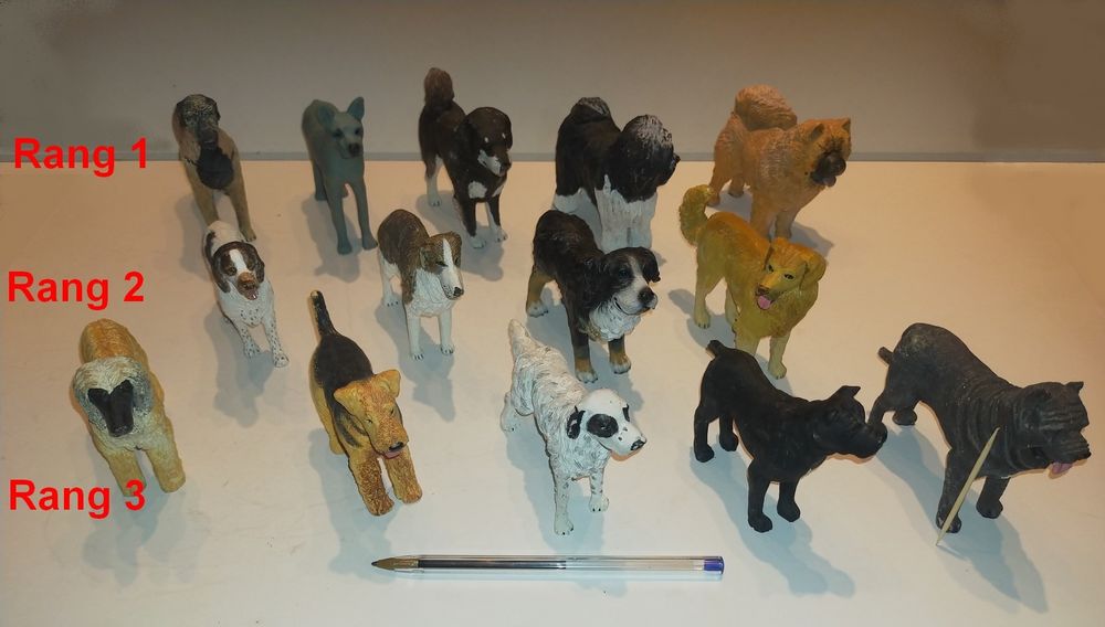 s�rie 3 - figurines chiens (2� pce)
20 Mirecourt (88)